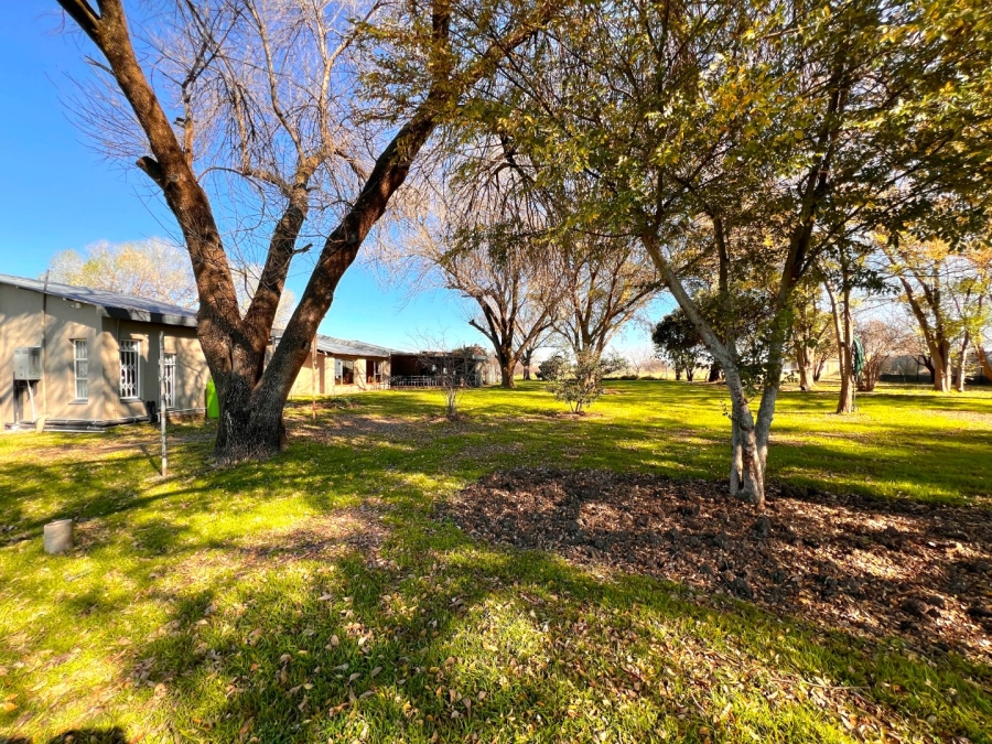 Commercial Property for Sale in Vallombrosa Free State